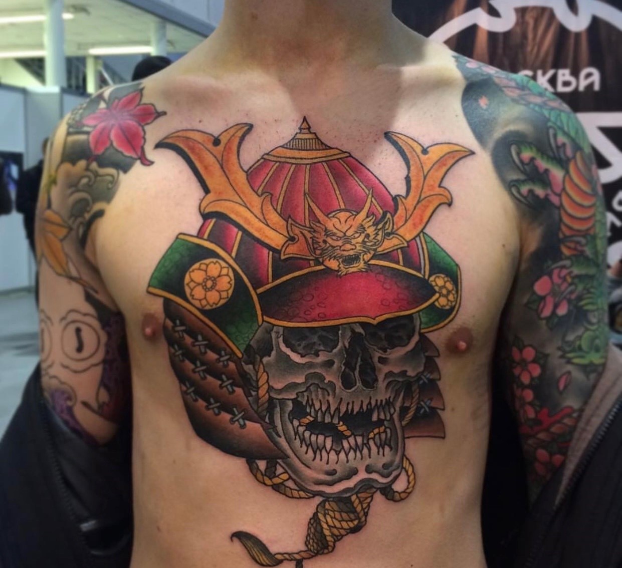   Тату на груди в японской стилистике от Антона