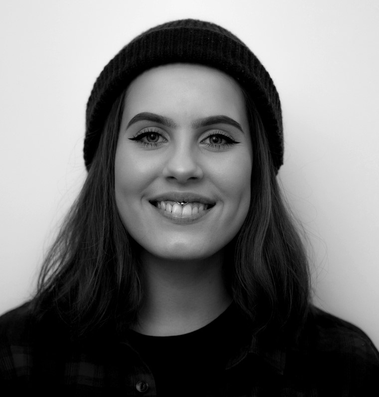 Пирсинг смайл от Игоря