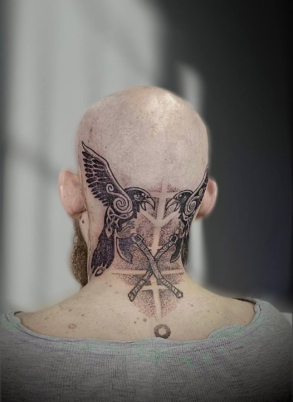 &quot;Орлы&quot; на голове 