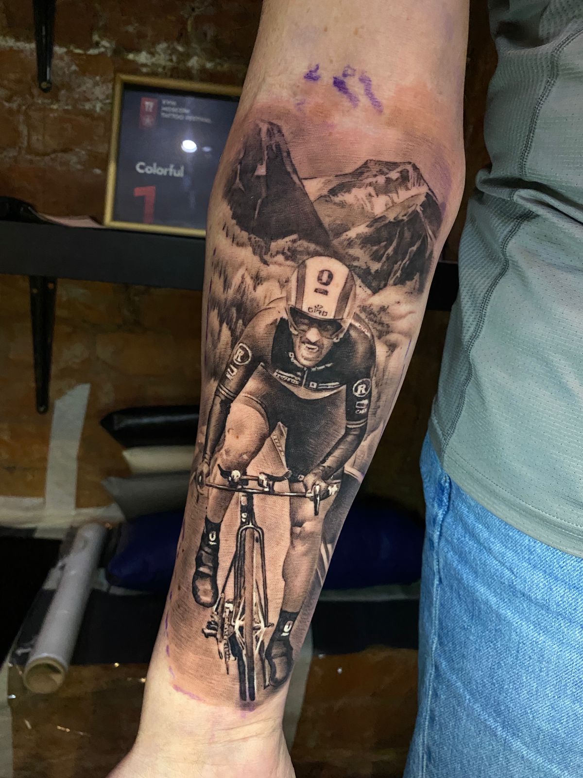 Тату на предплечье